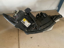 Laden Sie das Bild in den Galerie-Viewer, Frontscheinwerfer Toyota III 81185-28E40 Links Scheinwerfer Headlight