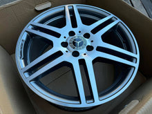 Load image into Gallery viewer, 1x Alufelge 18 Zoll 8.0&quot; 5x112 45ET Glanz Grau A2074011302 Mercedes-Benz