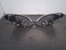 Laden Sie das Bild in den Galerie-Viewer, Frontscheinwerfer Iveco Daily III 69500010 Ein Satz Scheinwerfer Headlight SCH2823659855ha