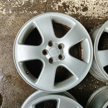 Laden Sie das Bild in den Galerie-Viewer, 4x Alufelge 16 Zoll 6.5" 5x100 42ET Glanz Silber Audi Rim Wheel FEL3321086294ha