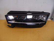 Laden Sie das Bild in den Galerie-Viewer, Frontscheinwerfer Skoda Octavia IV 5E4941015 LED Links Scheinwerfer Headlight SCH3471202084tx