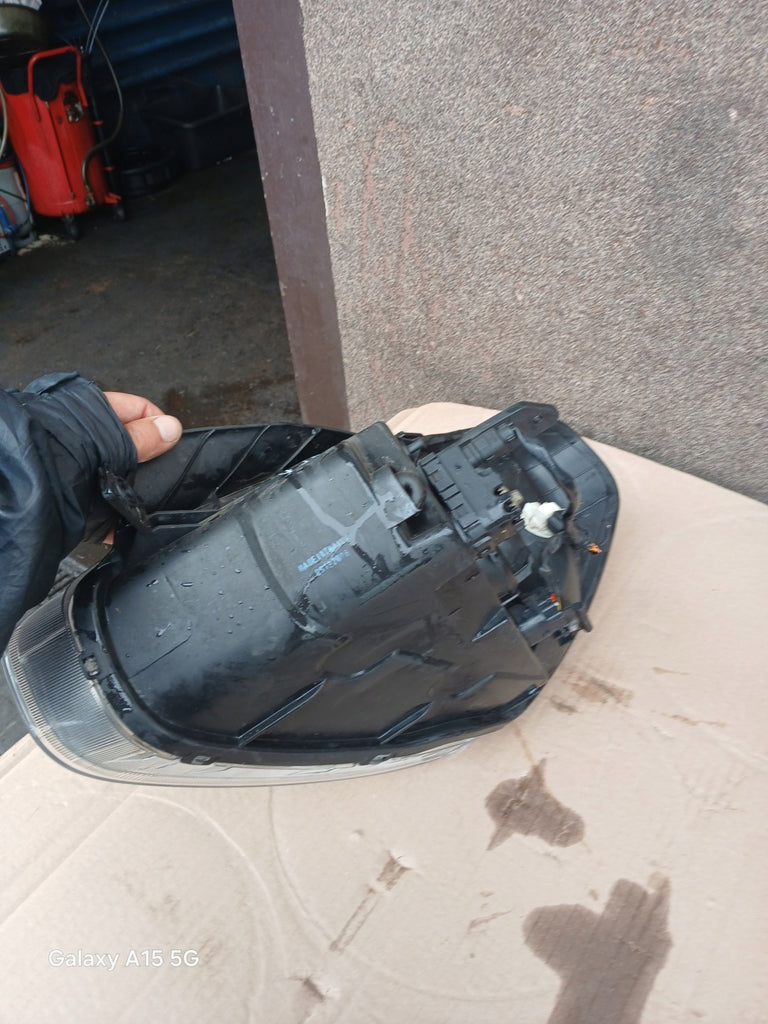 Frontscheinwerfer Hyundai Accent III Mc 05-10KOD 85122000 Ein Satz Headlight SCH8065243683mw