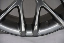 Laden Sie das Bild in den Galerie-Viewer, 1x Alufelge 18 Zoll 8.0&quot; 5x114.3 45ET Toyota Rim Wheel