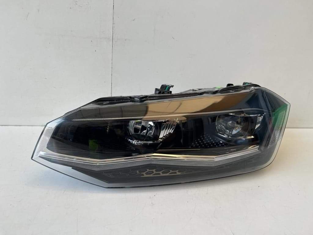 Frontscheinwerfer VW Polo 2G1941035H LED Links Scheinwerfer Headlight