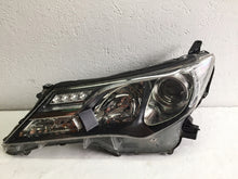 Laden Sie das Bild in den Galerie-Viewer, Frontscheinwerfer Toyota 89210-ODXW3 LED Ein Stück (Rechts oder Links) Headlight