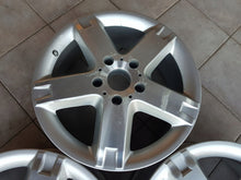 Laden Sie das Bild in den Galerie-Viewer, 1x Alufelge 18 Zoll 7.5" 5x130 43ET Silber A4634011802 Mercedes-Benz W463 FEL2623174790rl