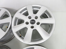 Load image into Gallery viewer, 4x Alufelge 16 Zoll 7.0" 5x120 20ET Glanz Silber CA70638 BMW 3 E91 E60 E90 FEL5024320489vh