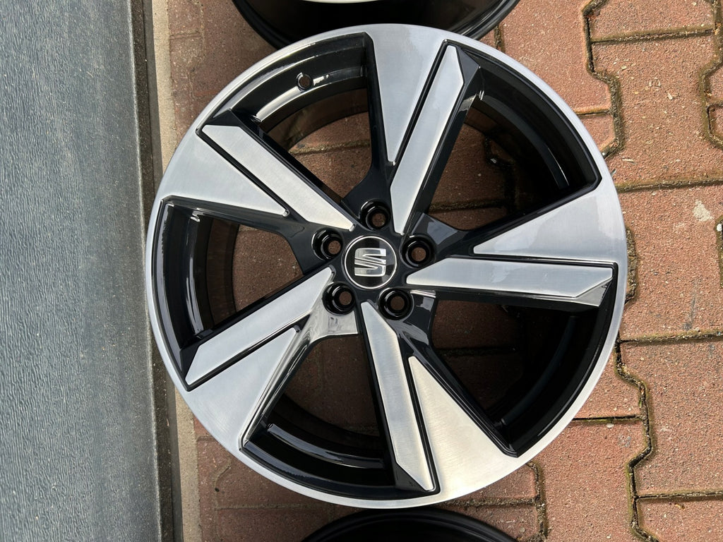 4x Alufelge 18 Zoll 7.0" 5x100 51ET Glanz Silber 6F0071498A Cupra Ibiza I FEL7630037235ss