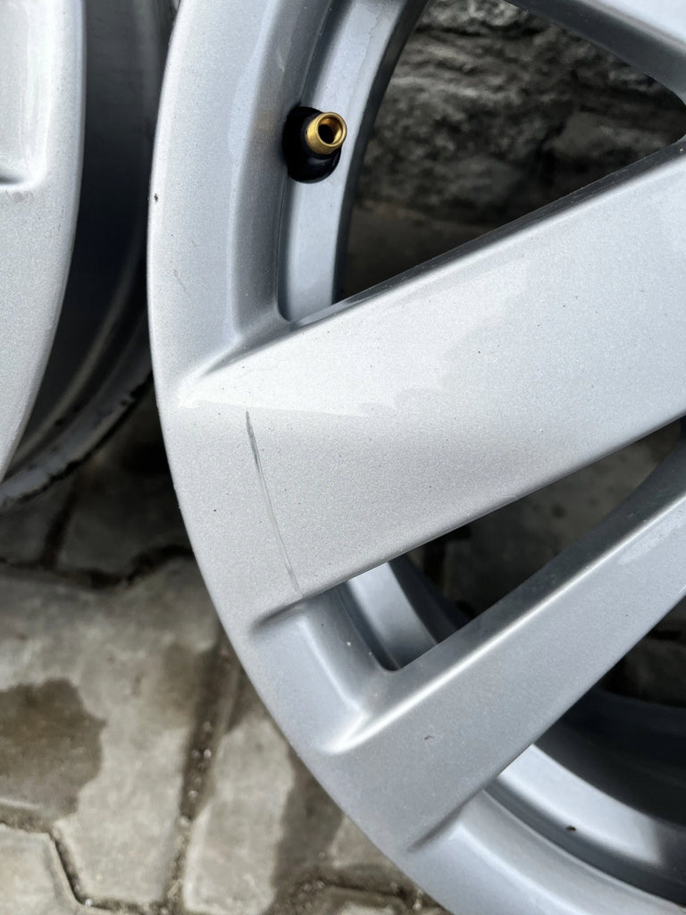 1x Alufelge 15 Zoll 7.0" 5x100 40ET VW Polo Rim Wheel FEL1689183106ev