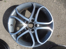 Laden Sie das Bild in den Galerie-Viewer, 1x Alufelge 18 Zoll 8.0" 5x112 45ET A2074012602 Mercedes-Benz C207 Rim Wheel FEL5515705894dc