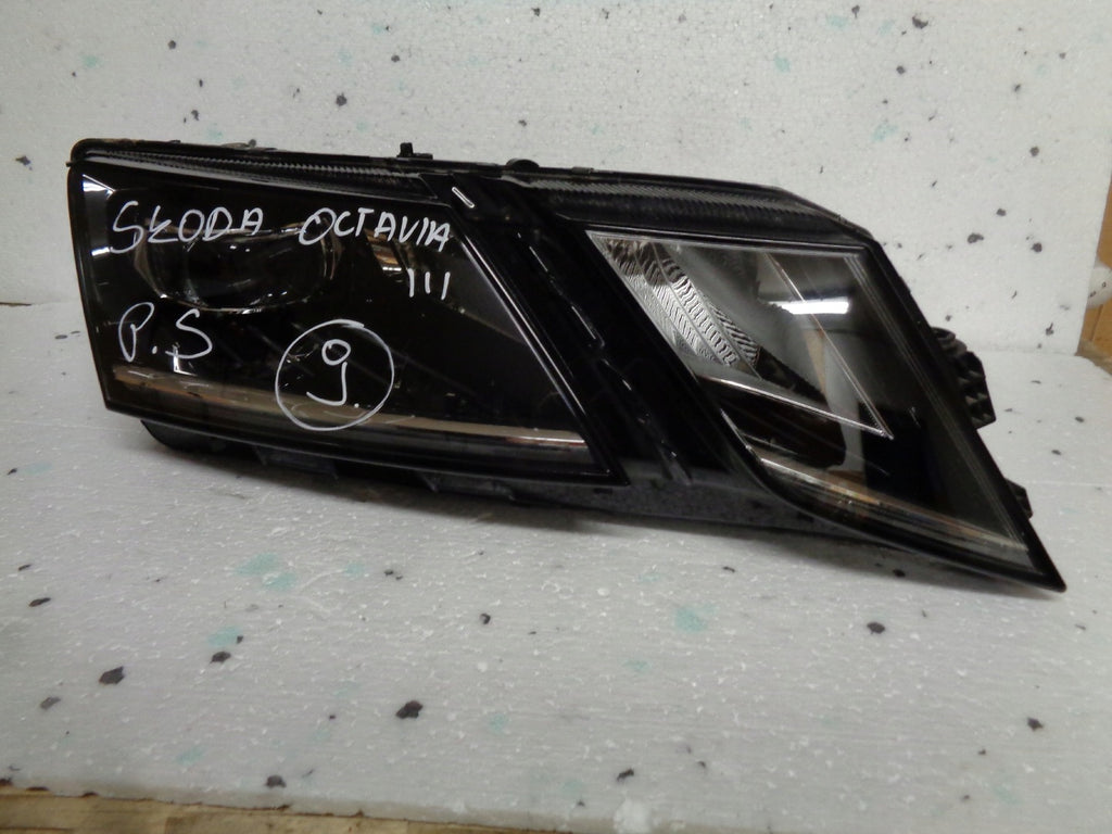 Frontscheinwerfer Skoda Octavia 5E1941016D LED Rechts Scheinwerfer Headlight SCH6584665078uc