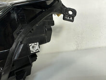 Laden Sie das Bild in den Galerie-Viewer, Frontscheinwerfer VW Golf VIII I 1V7000777 Links Scheinwerfer Headlight SCH1577939262il