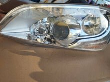 Load image into Gallery viewer, Frontscheinwerfer Ford Mondeo III 6M2113D154DK Rechts Scheinwerfer Headlight SCH4050883264nf