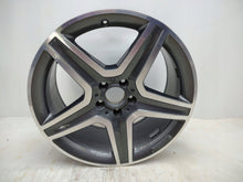 Laden Sie das Bild in den Galerie-Viewer, 1x Alufelge 19 Zoll 8.0" 5x112 Glanz Schwarz A1564010600 Mercedes-Benz X156 FEL5925313109ro