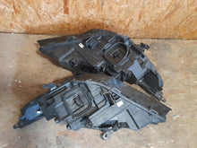 Load image into Gallery viewer, Frontscheinwerfer Opel Astra K 7963100005 7963200006 LED Ein Satz Headlight