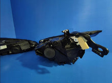 Load image into Gallery viewer, Frontscheinwerfer VW Golf VIII 5H1941005 5H1941006 LED Rechts oder Links SCH3030967427to