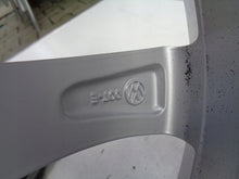 Laden Sie das Bild in den Galerie-Viewer, 1x Alufelge 17 Zoll 7.0" 5x112 45ET 2GA601025A Vw Rim Wheel FEL7783412421ov