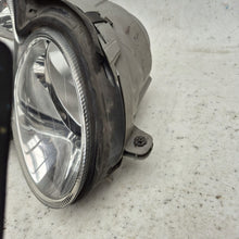 Laden Sie das Bild in den Galerie-Viewer, Frontscheinwerfer Mercedes-Benz Clk Rechts Scheinwerfer Headlight SCH9425438036yp