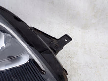 Laden Sie das Bild in den Galerie-Viewer, Frontscheinwerfer Ford Puma Ein Stück (Rechts oder Links) Scheinwerfer Headlight SCH4440934776ku