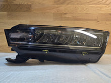 Laden Sie das Bild in den Galerie-Viewer, Frontscheinwerfer Skoda Octavia 5e3 IV 5E4941015 Full LED Links Headlight SCH3800252626lo