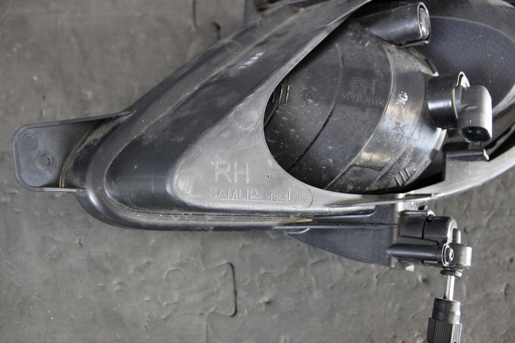 Frontscheinwerfer Hyundai Ix20 922021K100 Rechts Scheinwerfer Headlight SCH8790727416ww