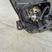 Laden Sie das Bild in den Galerie-Viewer, Frontscheinwerfer Opel Corsa D 13446801 Links Scheinwerfer Headlight SCH7445628801ff