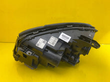 Laden Sie das Bild in den Galerie-Viewer, Frontscheinwerfer Mercedes-Benz Gla A1569063400 Rechts Scheinwerfer Headlight SCH9630692642nk