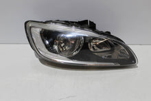 Load image into Gallery viewer, Frontscheinwerfer Volvo V60 I 31358098 Xenon Rechts Scheinwerfer Headlight SCH9949178382fe