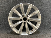 Load image into Gallery viewer, 1x Alufelge 17 Zoll 7.0" 5x112 40ET Glanz Silber 3G0601025BP VW Passat B8 Beetle FEL5202731198ey