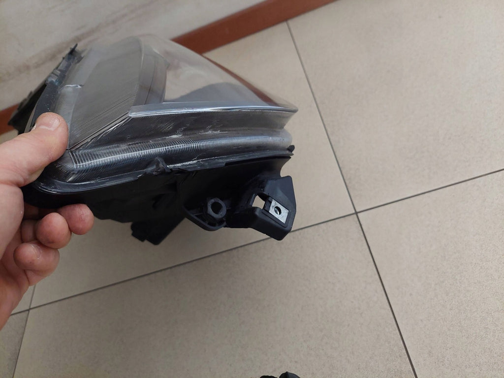 Frontscheinwerfer Iveco Daily I 5802711799 5802711800 LED Ein Satz Headlight SCH7495216195et
