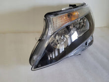 Laden Sie das Bild in den Galerie-Viewer, Frontscheinwerfer Mercedes-Benz W447 A4479067700 Ein Stück (Rechts oder Links) SCH8572564146uo