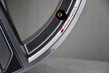 Laden Sie das Bild in den Galerie-Viewer, 1x Alufelge 18 Zoll 8.0" 5x112 46ET Glanz Silber 8Y0601025P Audi Rim Wheel FEL8609305835nu