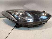 Laden Sie das Bild in den Galerie-Viewer, Frontscheinwerfer Mazda D65151030 Rechts Scheinwerfer Headlight