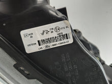 Laden Sie das Bild in den Galerie-Viewer, Frontscheinwerfer Ford Focus BM51-130W30-CF Links Scheinwerfer Headlight SCH8493153391ph