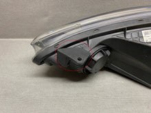 Load image into Gallery viewer, Frontscheinwerfer Hyundai I10 92102-B8000 LED Rechts Scheinwerfer Headlight