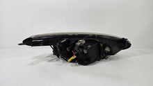 Laden Sie das Bild in den Galerie-Viewer, Frontscheinwerfer Mazda 2 1489234637 Links Scheinwerfer Headlight SCH3676317712bx