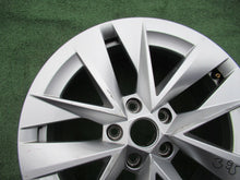 Laden Sie das Bild in den Galerie-Viewer, 1x Alufelge 17 Zoll 7.0" 5x112 46ET 5E3601025 Skoda Octavia 5e3 Rim Wheel FEL7919204987ek