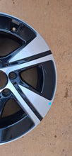 Load image into Gallery viewer, 1x Alufelge 17 Zoll 7.0&quot; 5x112 A4474017700 Mercedes-Benz Vito W447 Eqv Rim Wheel
