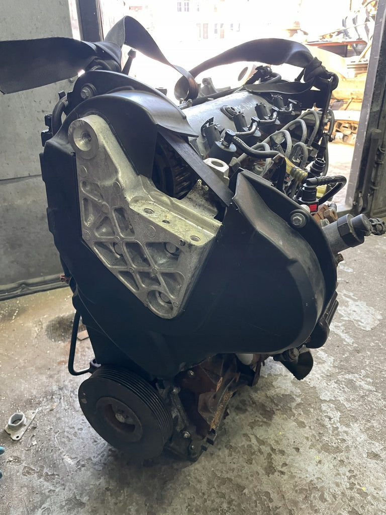 Motor Renault Megane III Scenic F9Q872 1.9 DCI 131PS 96kW Diesel Unkomplett