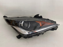 Laden Sie das Bild in den Galerie-Viewer, Frontscheinwerfer Toyota Aygo 9922681017 Rechts Scheinwerfer Headlight SCH1748249233qg