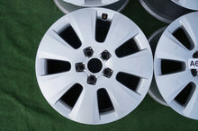 Laden Sie das Bild in den Galerie-Viewer, 4x Alufelge 17 Zoll 7.5" 5x112 45ET Audi A4 B8 Rim Wheel FEL1319033128td