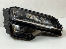 Laden Sie das Bild in den Galerie-Viewer, Frontscheinwerfer Skoda Karoq Nu7 57B941016B Full LED Rechts Headlight SCH1347080470sk