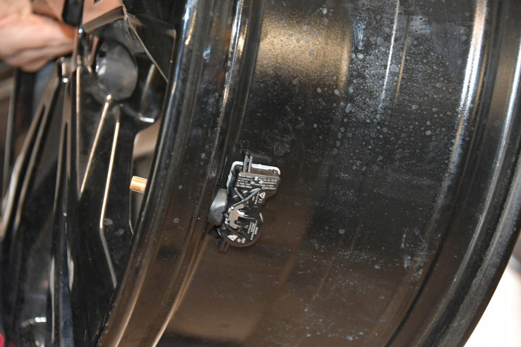 1x Alufelge 18 Zoll 7.0" 5x114.3 40ET Glanz N8780110 Nissan I Rim Wheel FEL3068194051ph