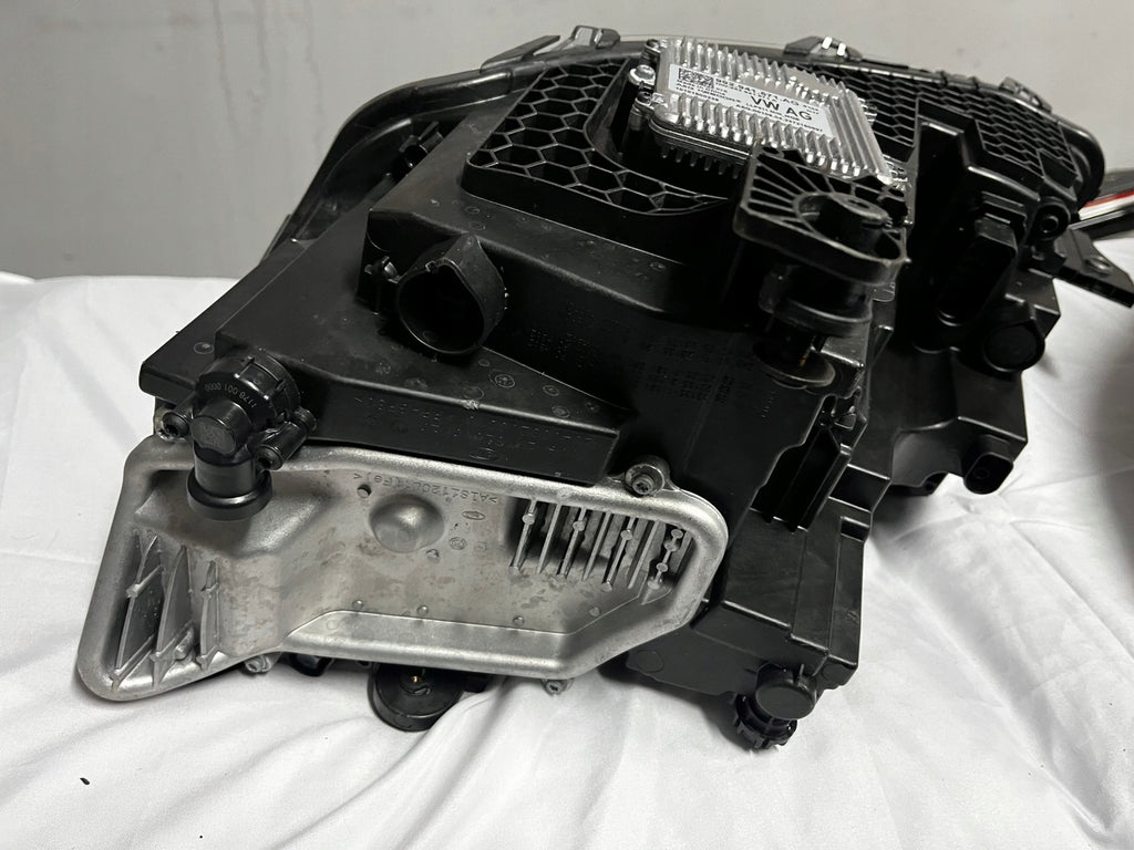 Frontscheinwerfer VW Caddy 2K8941035N Ein Stück (Rechts oder Links) Headlight SCH8042437026kz