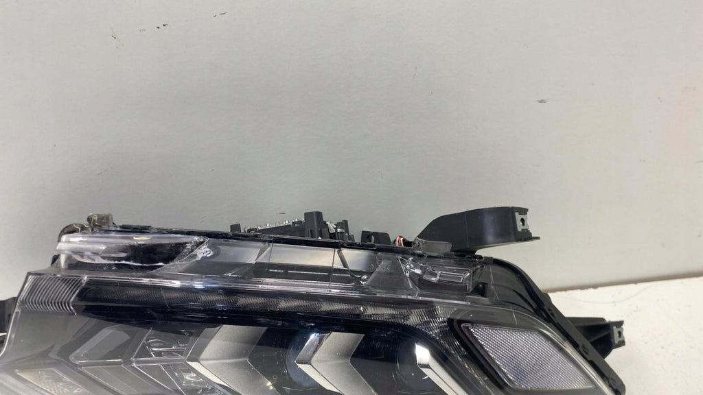 Frontscheinwerfer Mitsubishi Outlander III 8301D3-32 Rechts Headlight SCH1030115602is