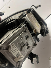 Laden Sie das Bild in den Galerie-Viewer, Frontscheinwerfer Audi A6 307023427 Links Scheinwerfer Headlight SCH6281000064oy