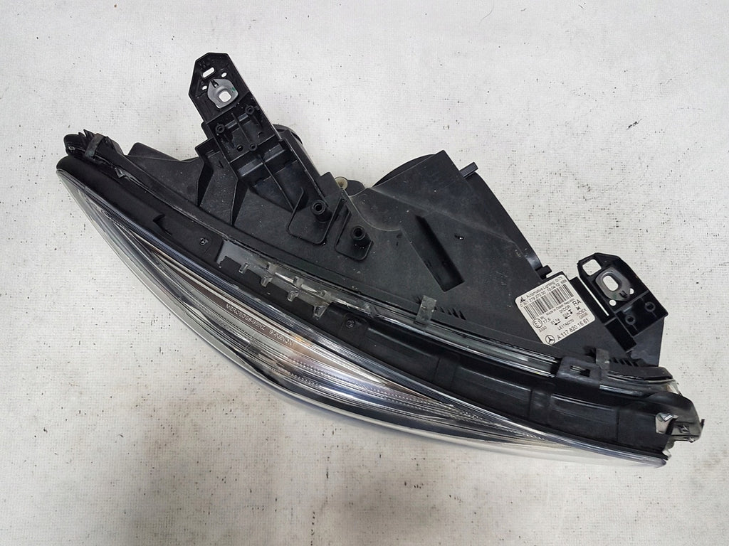 Frontscheinwerfer Mercedes-Benz Cla A1178201661 Xenon Rechts Headlight SCH8475970048hf