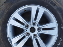 Laden Sie das Bild in den Galerie-Viewer, 1x Alufelge 16 Zoll 6.5" 5x114.3 31 5ET Glanz Silber 52910-3U100 Kia Sportage FEL3189828045fc
