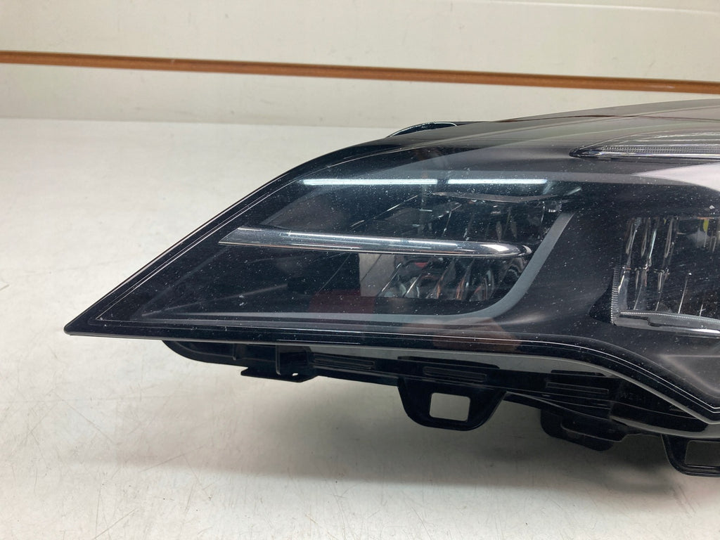 Frontscheinwerfer Opel Astra 39195688 LED Ein Stück (Rechts oder Links) SCH2469409955xx