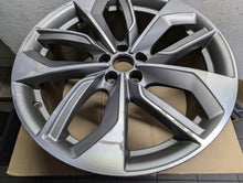 Load image into Gallery viewer, 1x Alufelge 20 Zoll 9.0" 5x112 38ET Glanz Graphit 4KE601025E Audi E-Tron Mg FEL9194241825ti